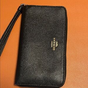 Coach Black Textured Wristlet, leather, mint condition